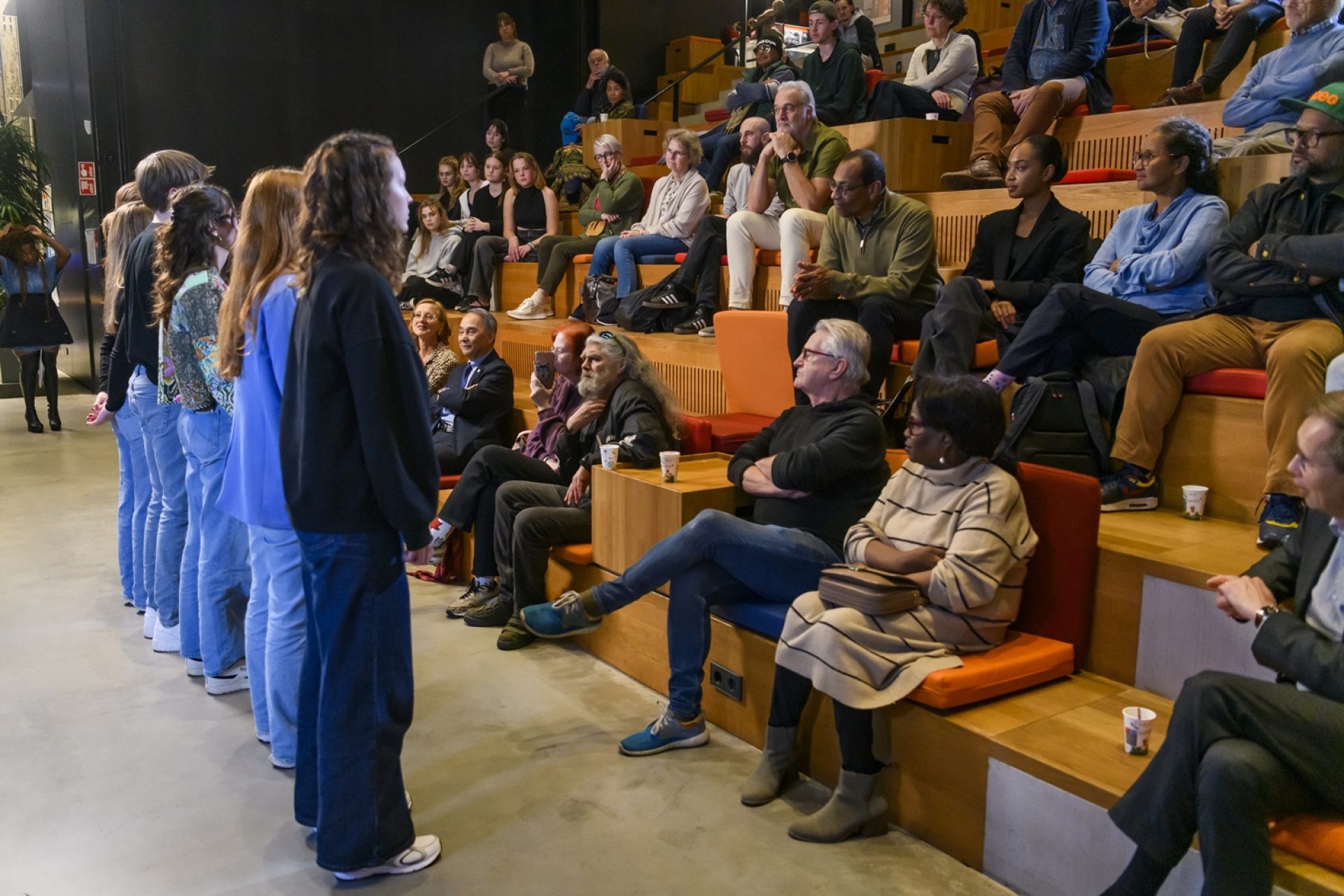 Afsluiting publieksprogramma (Post)koloniaal verleden, 2025. Fotografie Joris Buijs
