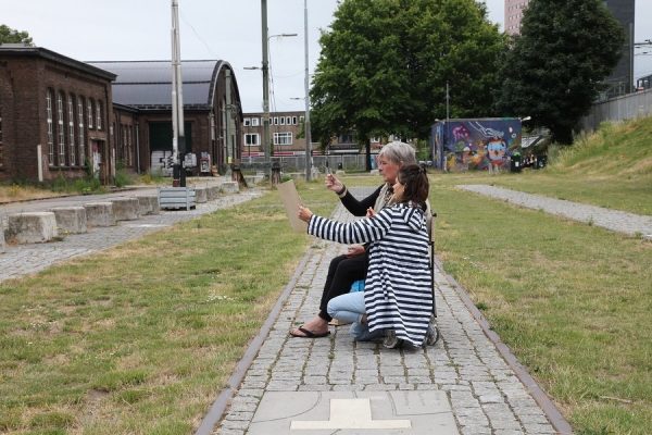 Stadsgezicht tekenen Marieke Coenen 10 LR
